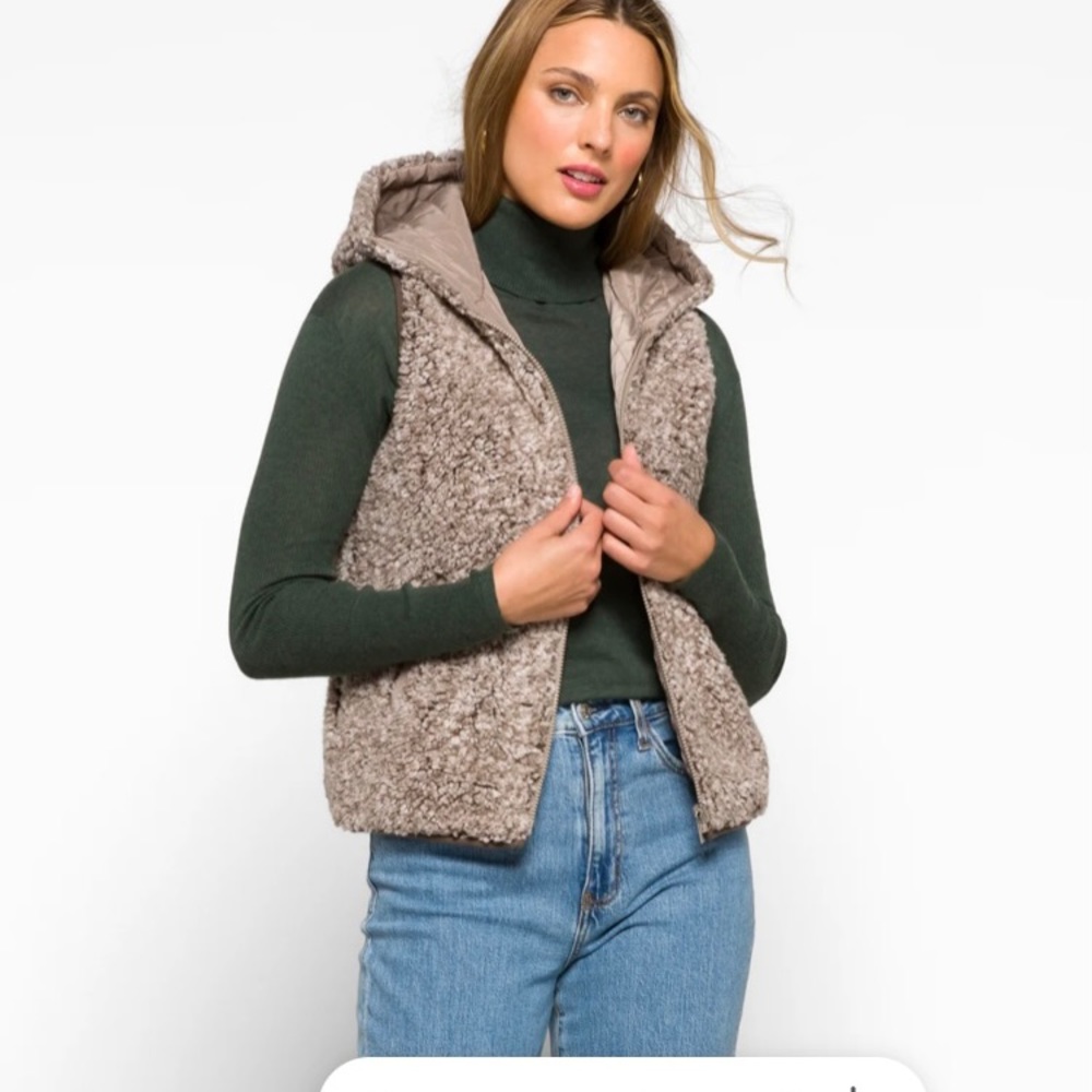 COFFEESHOP Reversable Vest